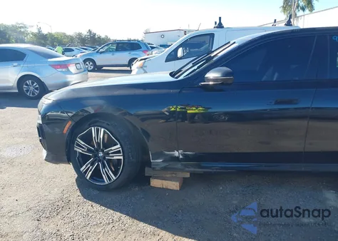 2024 BMW I7 xDrive60 from USA, damaged, VIN WBY53EJ02RCP22167